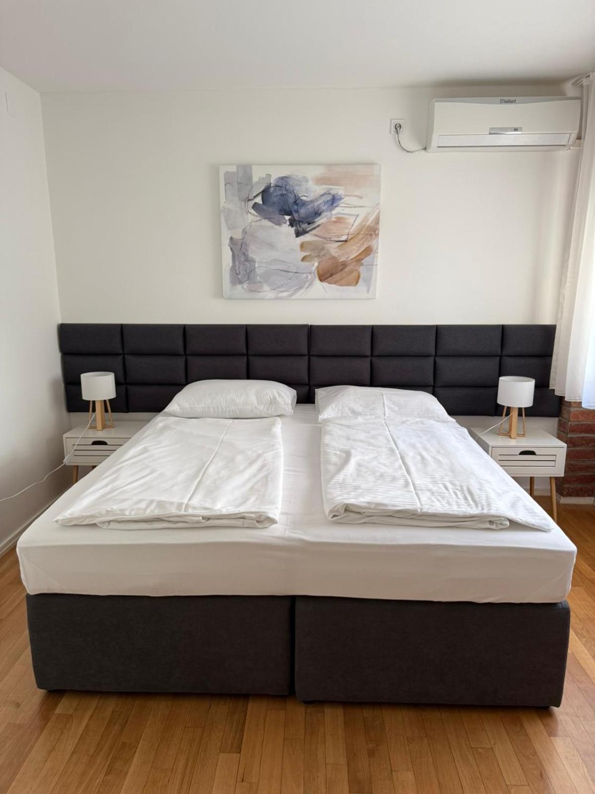 Home Apartmani I Sobe Osijek Eksteriør billede