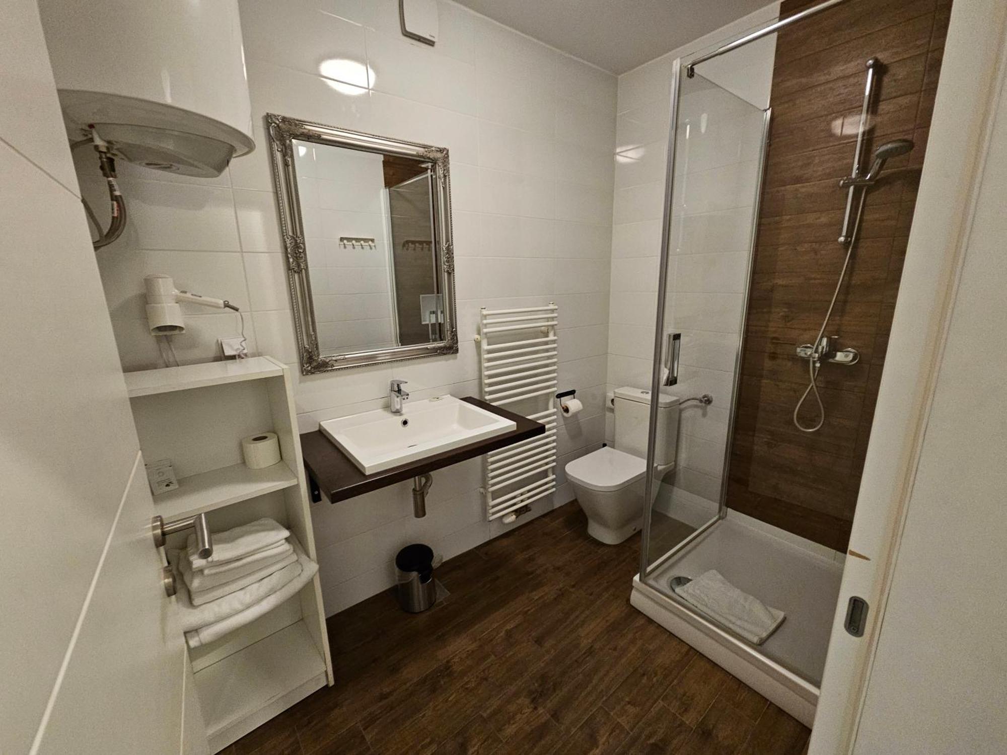 Home Apartmani I Sobe Osijek Eksteriør billede